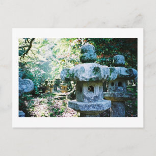 Stone Lanterns: Gesshoji Temple, Matsue, Japan Postkarte