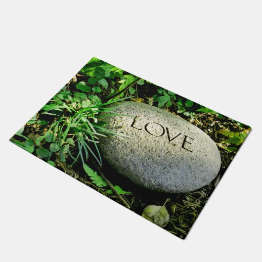 Stone "Liebe" Fußmatte (Schrägansicht)