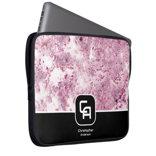 Stone Monogram Wine Laptopschutzhülle (Vorne Rechts)