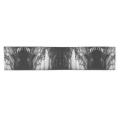 Stone Wings Skull Kurzer Tischläufer (Horizontal)