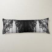 Stone Wings Skull Seitenschläferkissen (Rückseite)