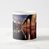 Stonearch Skyline Jumbo-Tasse (Vorderseite)