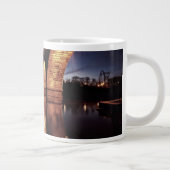 Stonearch Skyline Jumbo-Tasse (Rechts)