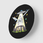 Stonehenge Alien Abduction Runde Wanduhr (Winkel)