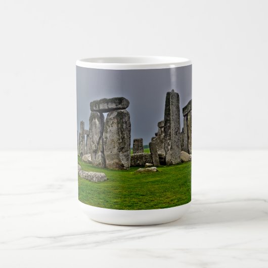 Stonehenge Celtic Stehend Stones in Großbritannien Kaffeetasse (Mittel)
