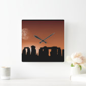 Stonehenge Uhr (Zuhause)