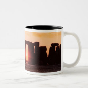 Stonehenge, Winter-Sonnenwende Zweifarbige Tasse
