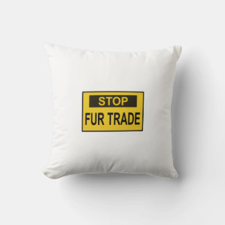 Stopp Femtrade Zeichen gelb Kissen