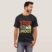 Stopp oder ich schiebe lustige Fotografen T-Shirt (Vorne ganz)
