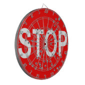 Stopp-Schild mit durchbrochenem Klappbrett Dartscheibe (Vorderseite Links)