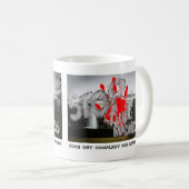 STOPP THE MADNESS - ABSTIMMUNG DER KOMPLIZITREPUBL KAFFEETASSE (VorderseiteRechts)