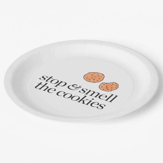 Stoppen Sie u. riechen Sie die Plätzchen Pappteller (Schrägansicht)