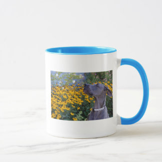 Stoppen Sie und riechen Sie die Blumen-Tasse Tasse