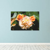 Stoppen und riechen Sie die Rose Leinwanddruck (Insitu (Holzboden))