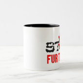 Stoppt den Handel Zweifarbige Tasse (Mittel)