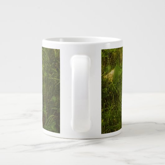 Stoppt den Krieg an der Tasse des Erdhundes (Rückseite)