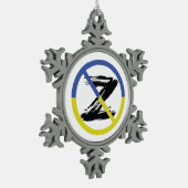 Stoppt den Krieg in der Ukraine Keuchhuhn Schneeflocken Zinn-Ornament (Links)