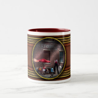 Storefront - Bastiltag im Französischen Zweifarbige Tasse