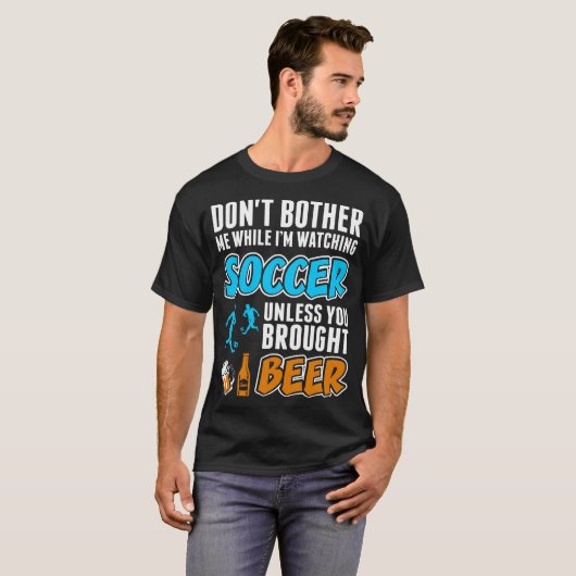 Stören Sie mich nicht, während ich Fußball-T-Shirt T-Shirt (Vorne ganz)