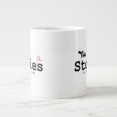 Storiers - Weiße Tasse mit Schwarz-Buchstaben-Logo (Vorderseite)