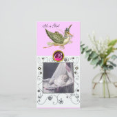 STORK BABY SHOWER WIRBEL MONOGRAM ruby white Ankündigung (Stehend Vorderseite)