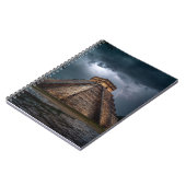 Stormlit Chichen Itza Pyramid Notebook Notizblock (Linke Seite)