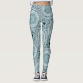 Stormy Blue und Gray Mandala Pattern Leggings (Vorderseite)