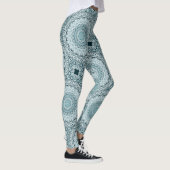 Stormy Blue und Gray Mandala Pattern Leggings (Rechts)