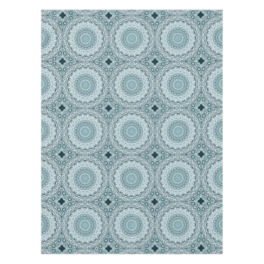 Stormy Blue und Gray Mandala Pattern Tischdecke (Vorderseite)