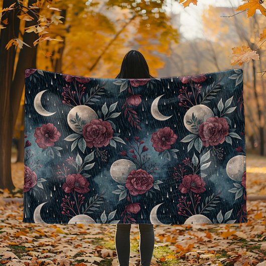 Stormy Burgundy Fall Rose Dreamscape Fleecedecke