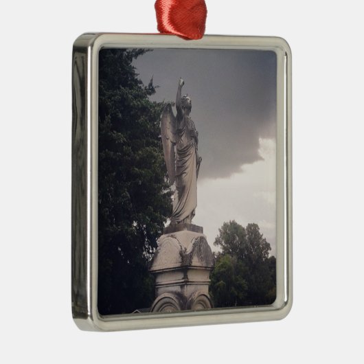 Stormy Day Angel Silbernes Ornament (Rechts)