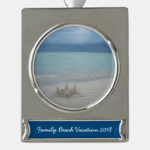 Stormy Sandcastle Beach Landscape Foto Banner-Ornament Silber