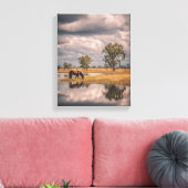 Stormy Sky Horse Pond Reflection Art Leinwanddruck (Insitu (Wohnzimmer))