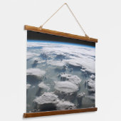 Stormy Sky über dem Amazonas Wandteppich Mit Holzrahmen (Gewinkelt)