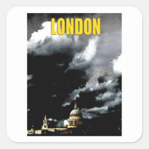 Stormy St. Paul's Cathedral Quadratischer Aufkleber