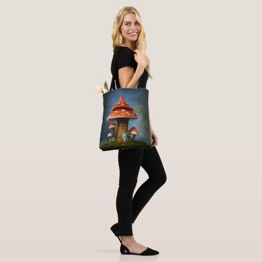 Storybook Pilzhaus Tasche (Am Model)