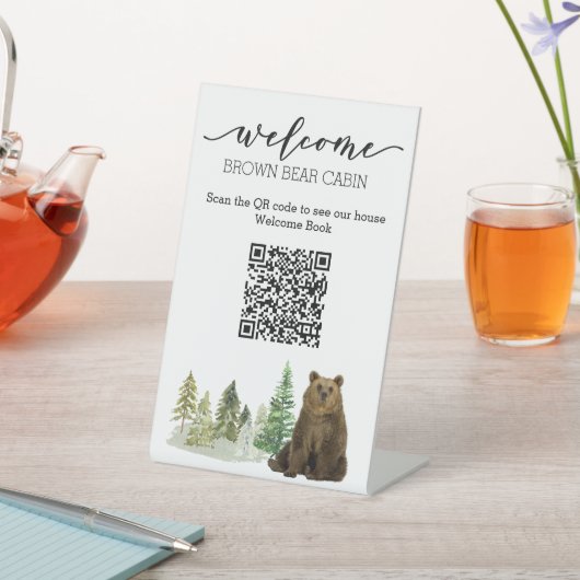 STR Guide QR-Code Willkommens-Gästebuch Bär Sockelschild (In SItu)