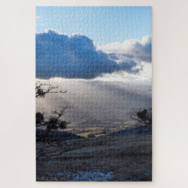 Strahlen des Lichtes im Gebirgspuzzlespiel Puzzle