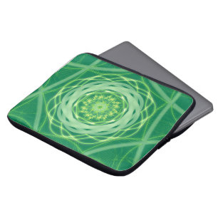 Strahlend grünes Spirograph-Mandala Laptopschutzhülle