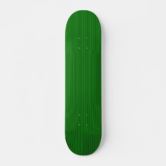 Straight Black Lines - auf Green Skateboard (Vorne)