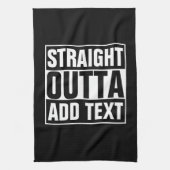 STRAIGHT OUTTA - Fügen Sie Ihren Text hier hinzu/e Handtuch (Vertikal)