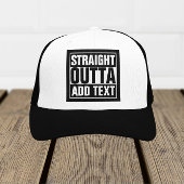 STRAIGHT OUTTA - Fügen Sie Ihren Text hier hinzu/e Truckerkappe