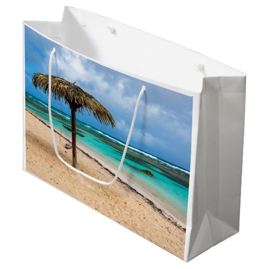 Strand Anse des Rochers Große Geschenktüte (Vorderseite Schrägansicht)