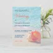 Strand Aquamarin & Coral Conch Muschel Hochzeit in Einladung (Stehend Vorderseite)