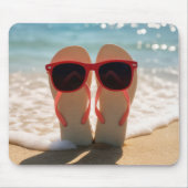 Strand Flip-Flops mit roter Sonnenbrille Mousepad (Vorne)