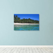 Strand, Floß in der Ferne Leinwanddruck (Insitu (Holzboden))