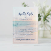 Strand Hochzeit Sandy Ocean Sunset RSVP Karte (Stehend Vorderseite)