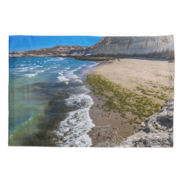 Strand in Puerto Piramides, Argentinien Kissenbezug