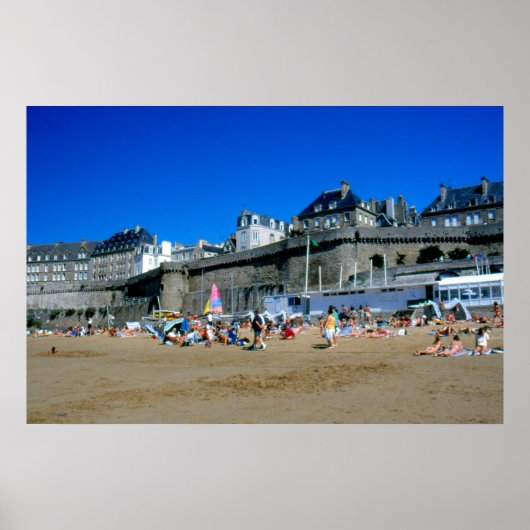 Strand in St Malo, Frankreich Poster (Vorne)