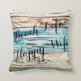 Strand-Leben-glückliches Ehefrau-gutes Kissen